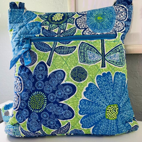 Vera Bradley Crossbody Bag - Doodle Daisy Retired Pattern - Blue Floral Quilted - Picture 7 of 12